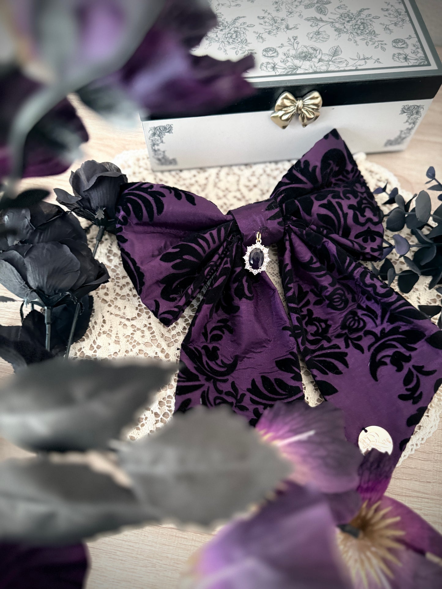 The Damask Library