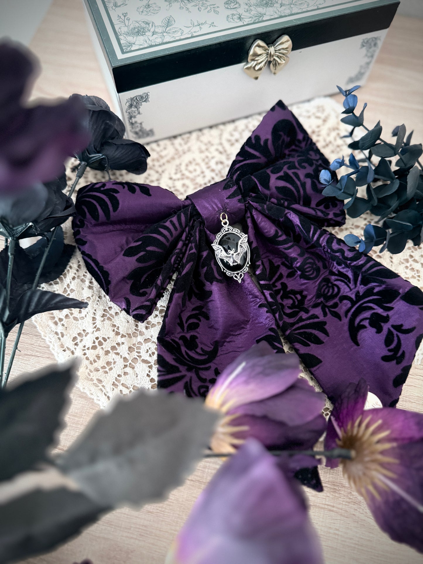 The Damask Library